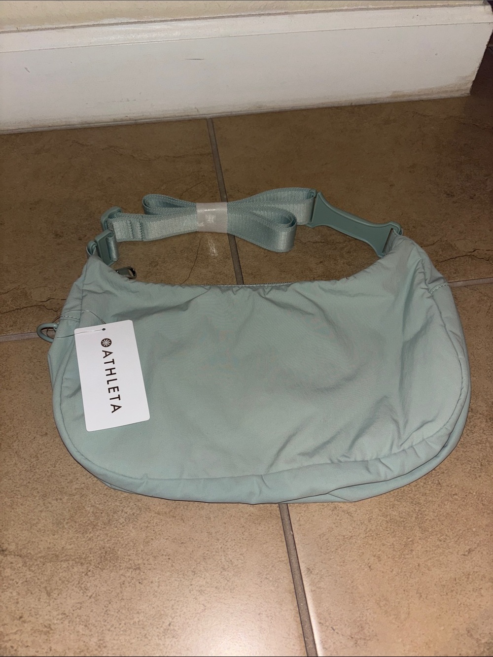 Athleta Light Sage Shoulder Bag with Adjustable Strap - Picture 4 of 4